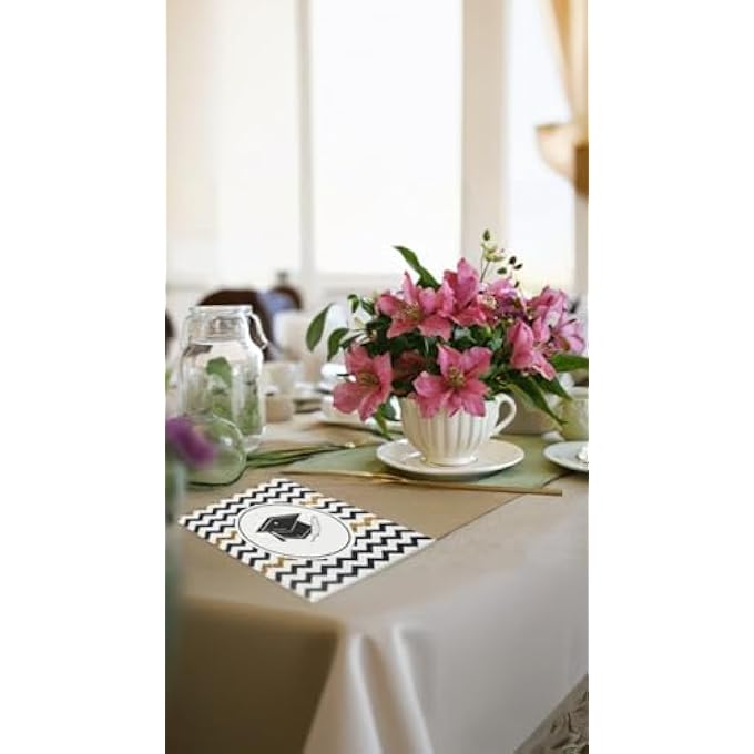 GRADUATION NAPKINS 100 PCS, DECORATIVE PAPER DINNER NAPKINS FOR GRADUATION PARTY SUPPLIES, 6.5X6.5 INCH, FOR CELEBRATIONS - Image 4